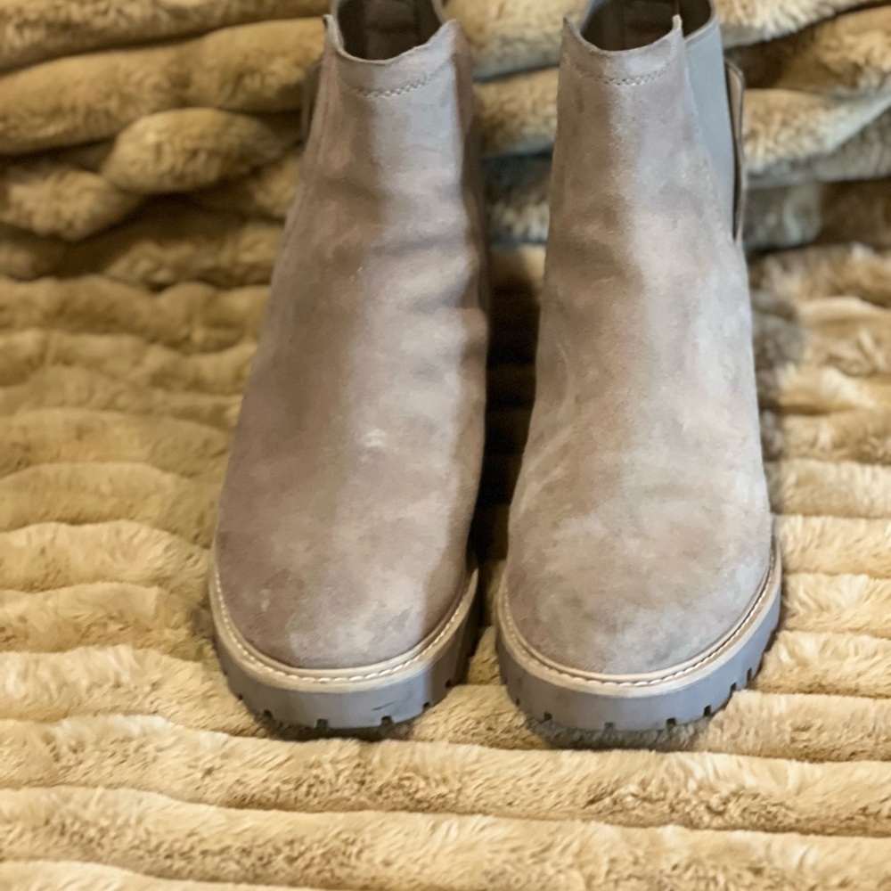 Dolce Vita Tan Booties